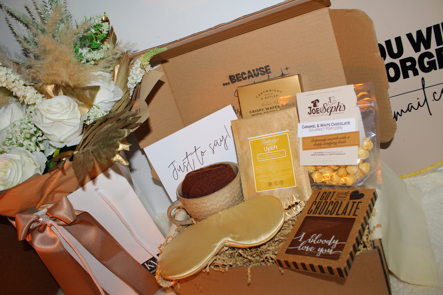 SAMPLE SALE 1 - Cosy Night In Gift Box