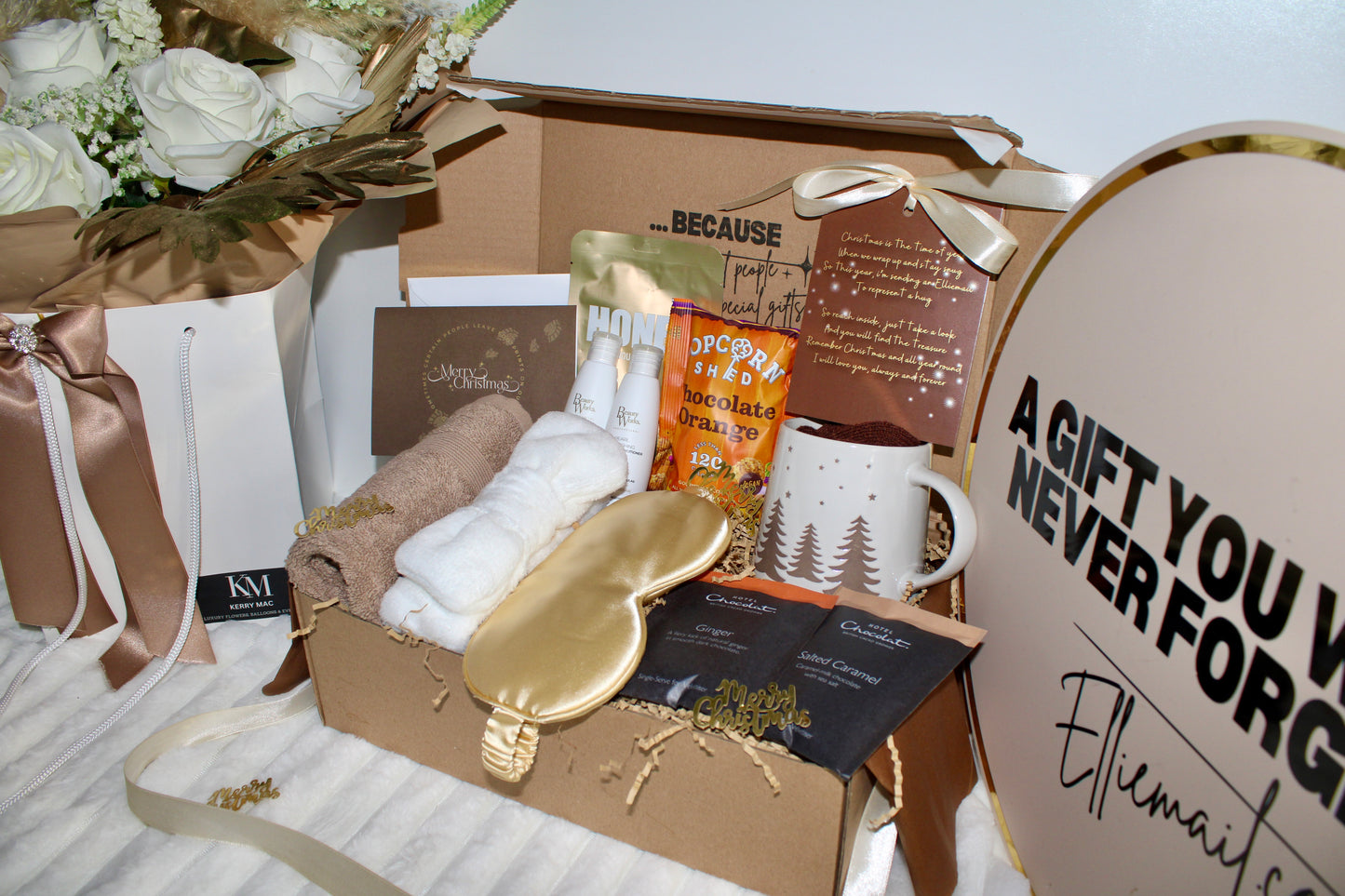 SAMPLE SALE 2 - Cosy Christmas Night In Gift Box