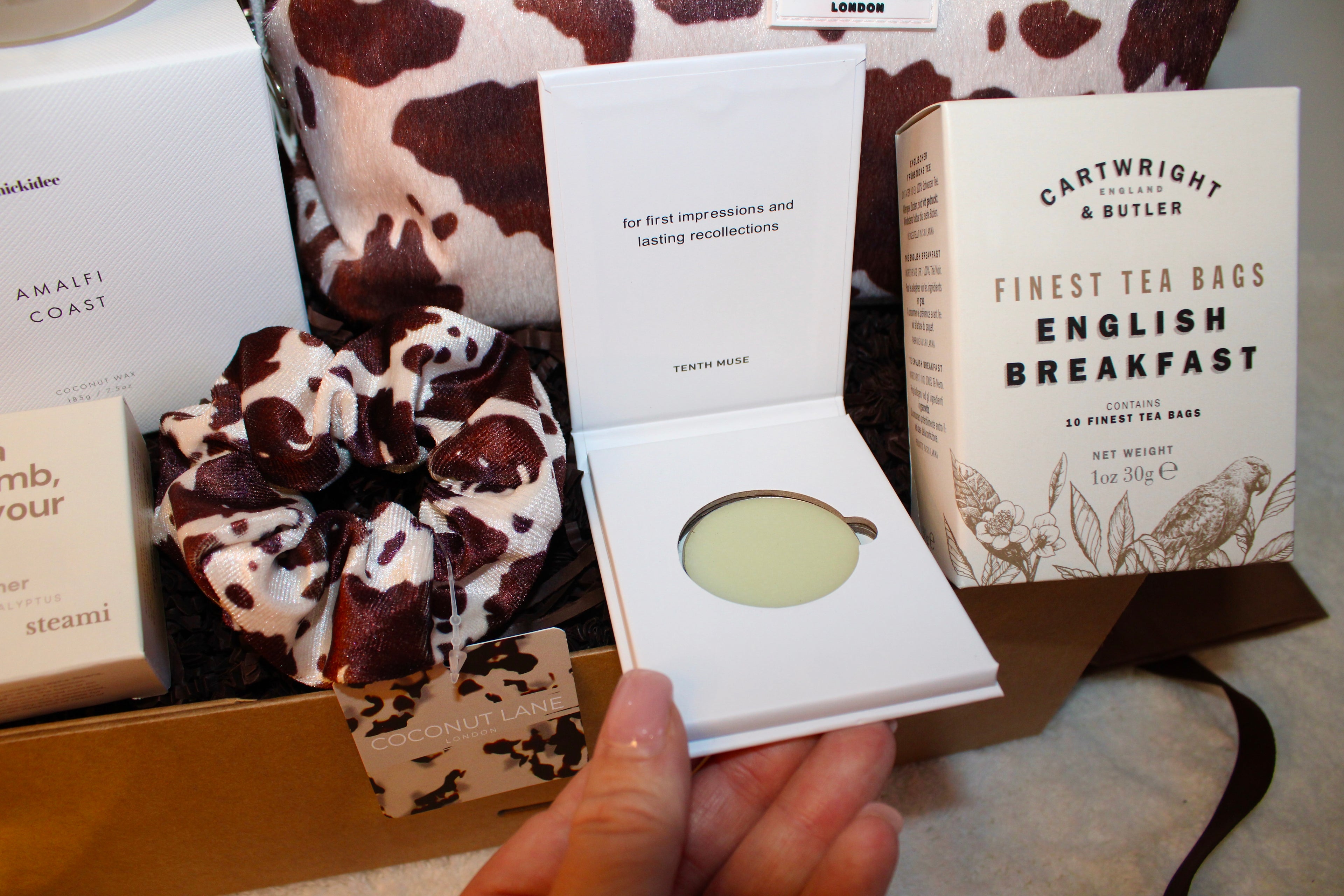 IN THE MOO-D FOR SELF-CARE GIFT BOX