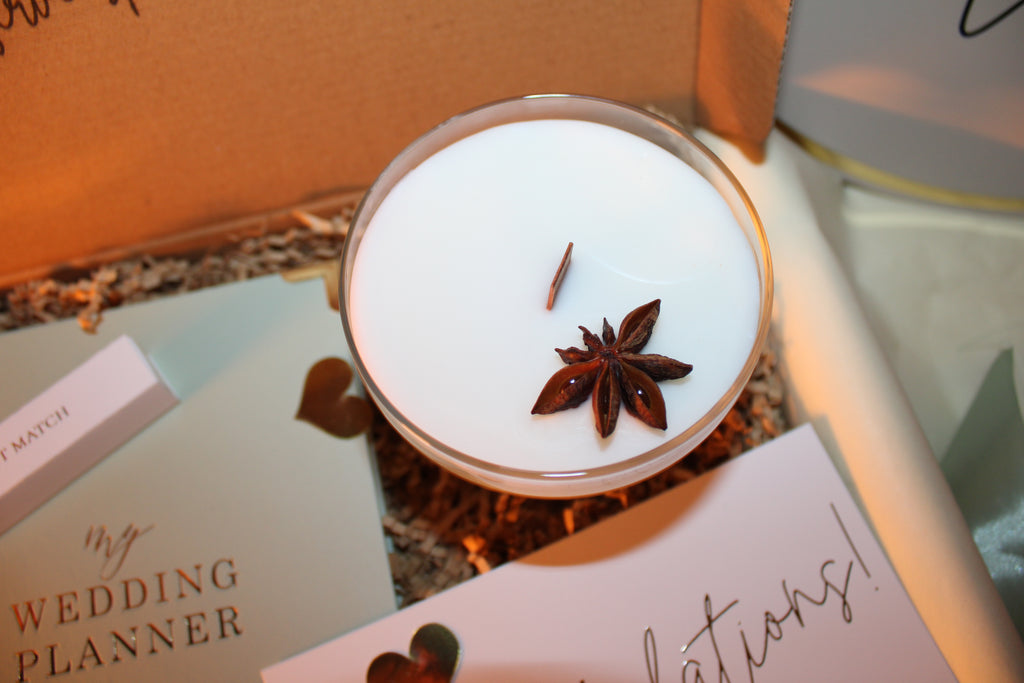 GETTING MARRIED GIFT BOX