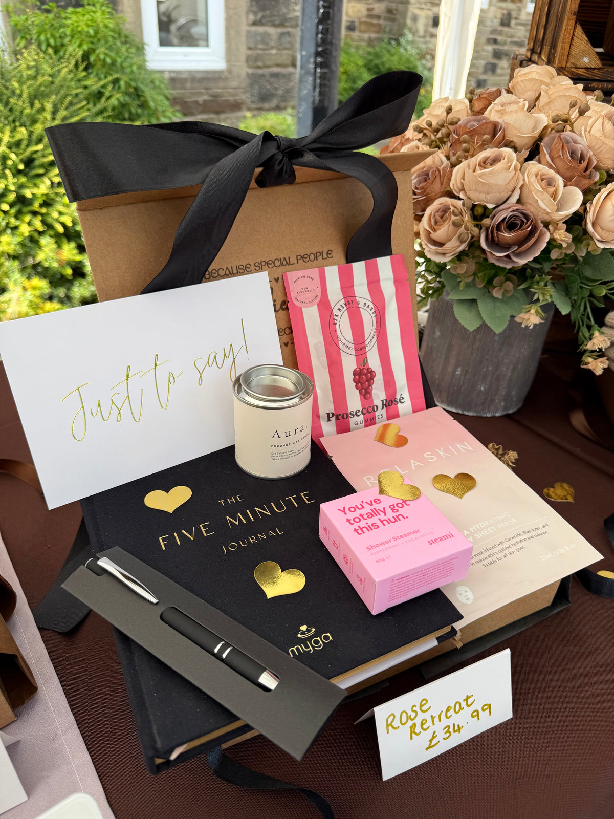 ROSE RETREAT (MINI) GIFT BOX