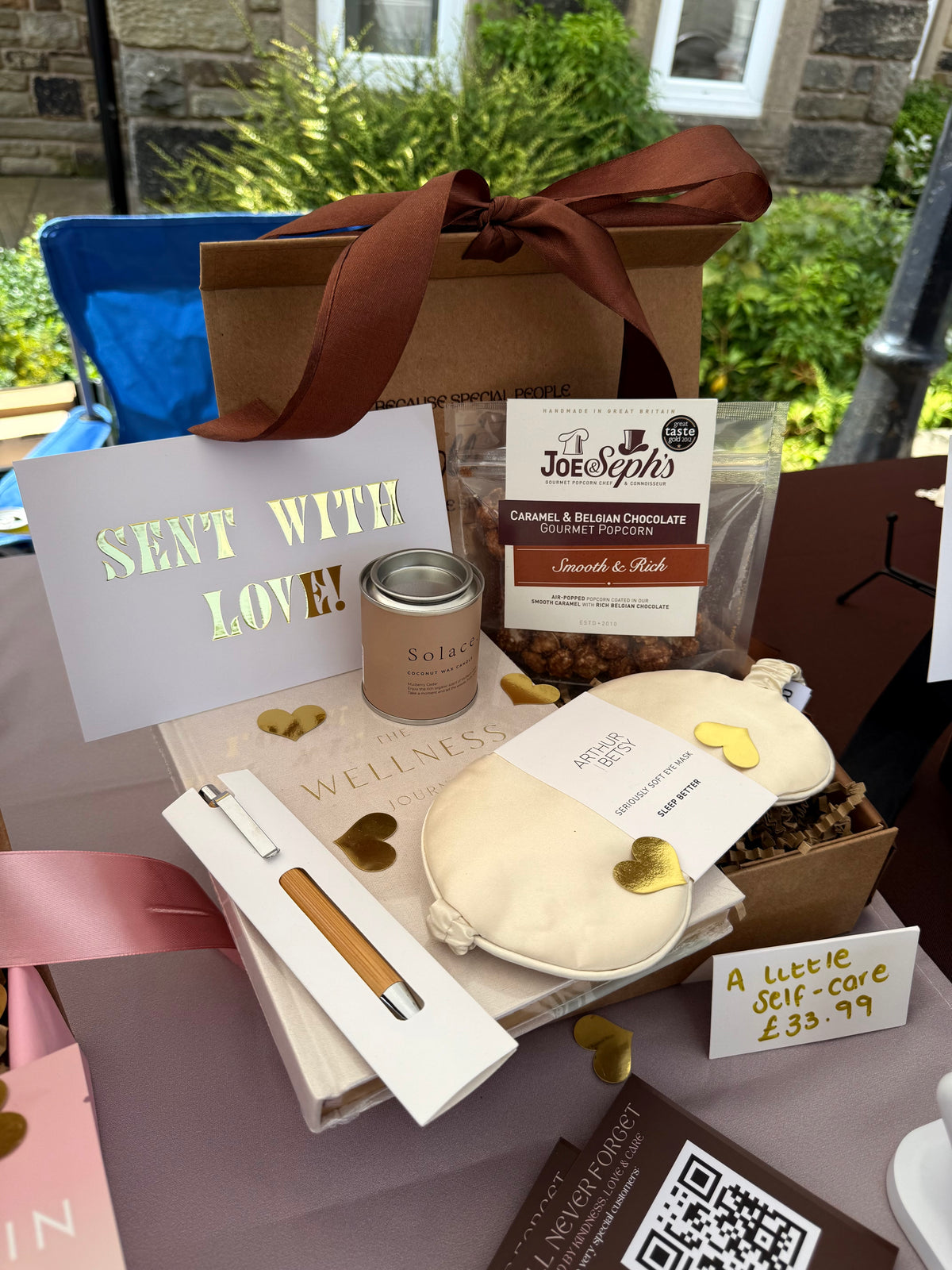 SELF-CARE (MINI) GIFT BOX