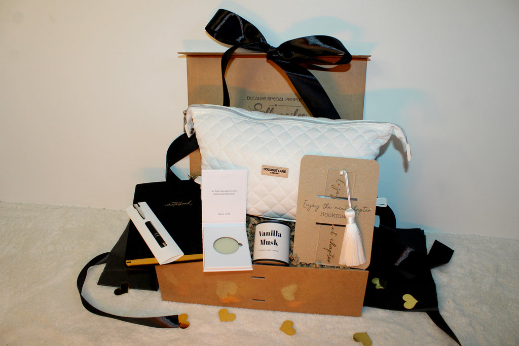 EVERYDAY ELEGANCE GIFT BOX