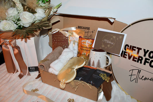 SAMPLE SALE 2 - Cosy Christmas Night In Gift Box